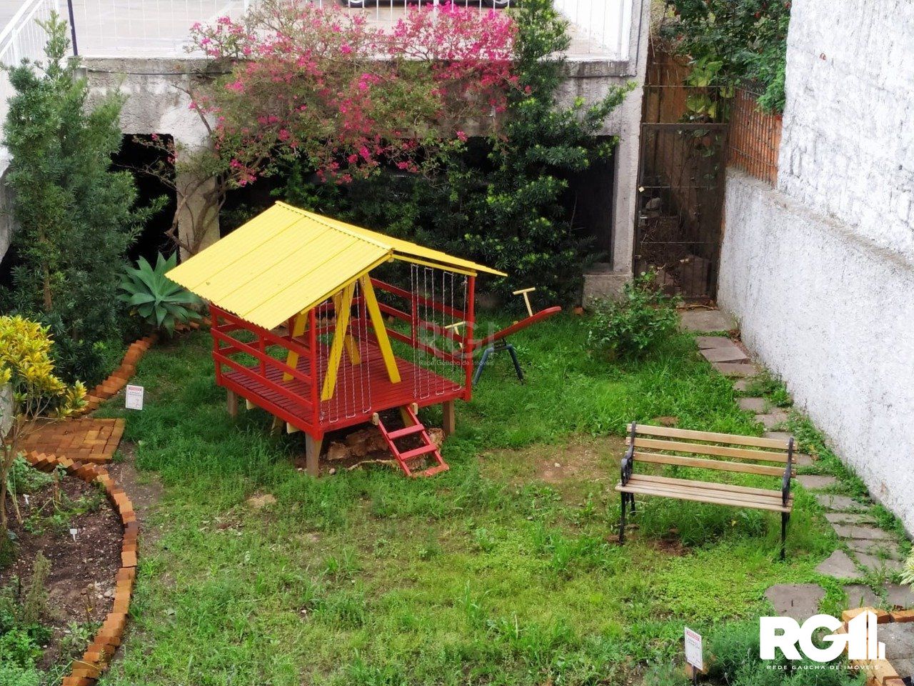 Apartamento à venda com 2 quartos, 61m² - Foto 23