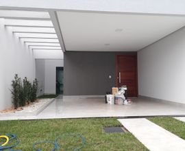 Casa à Venda com 3 Quartos no Bairro Parque Brasília