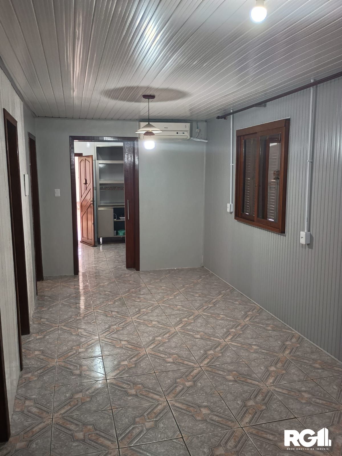 Casa à venda com 2 quartos, 49m² - Foto 12