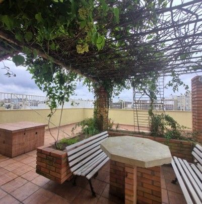 Apartamento de 2 dormitórios, semi mobiliado, ensolarado para venda no bairro Cidade Baixa em Porto Alegre/RS. — foto 21