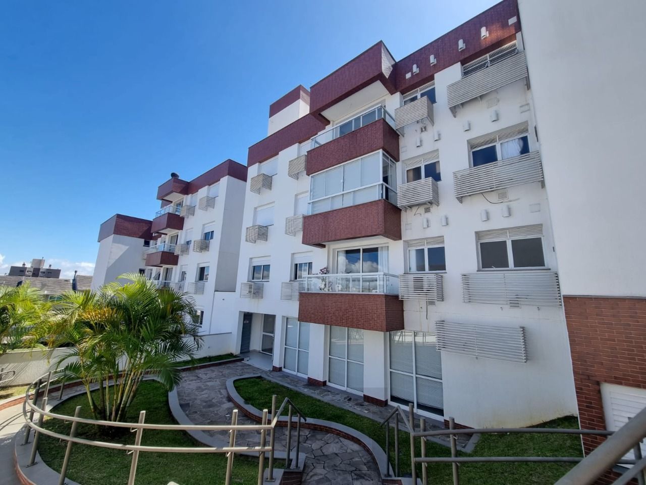 Apartamento 02 Dormitórios Com Sacada Bairro Tristeza — foto 15