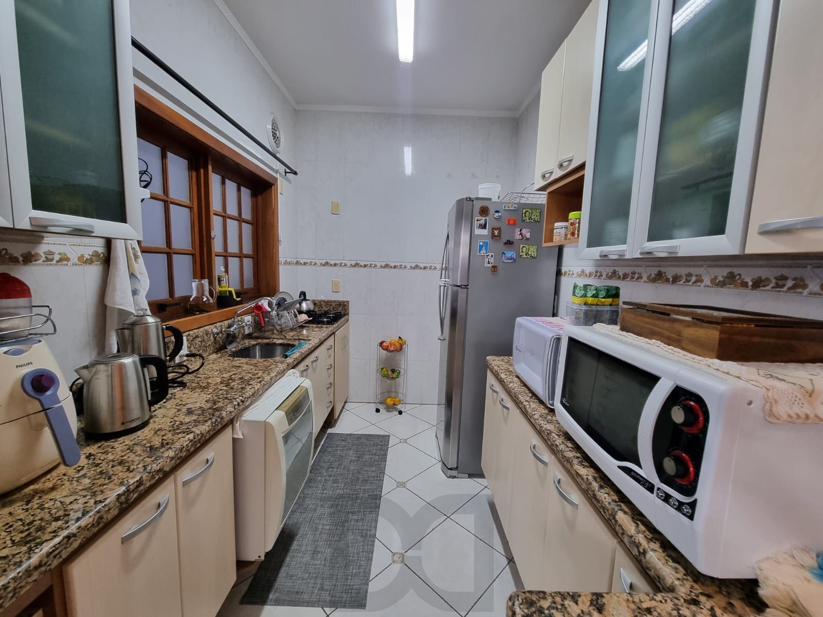 Casa de 3 Dormitórios em Condomínio Fechado Infra Completa — foto 8