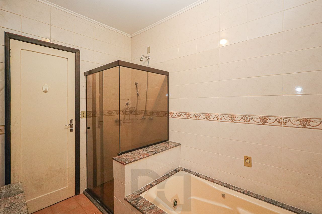 Casa em Petrópolis com terreno de 460 m2 — foto 19