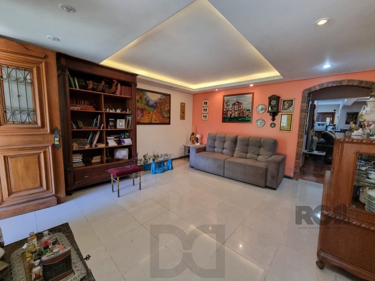 Casa com 4 Dormitórios / Piscina / Terraço / Bairro Ipanema — foto 3