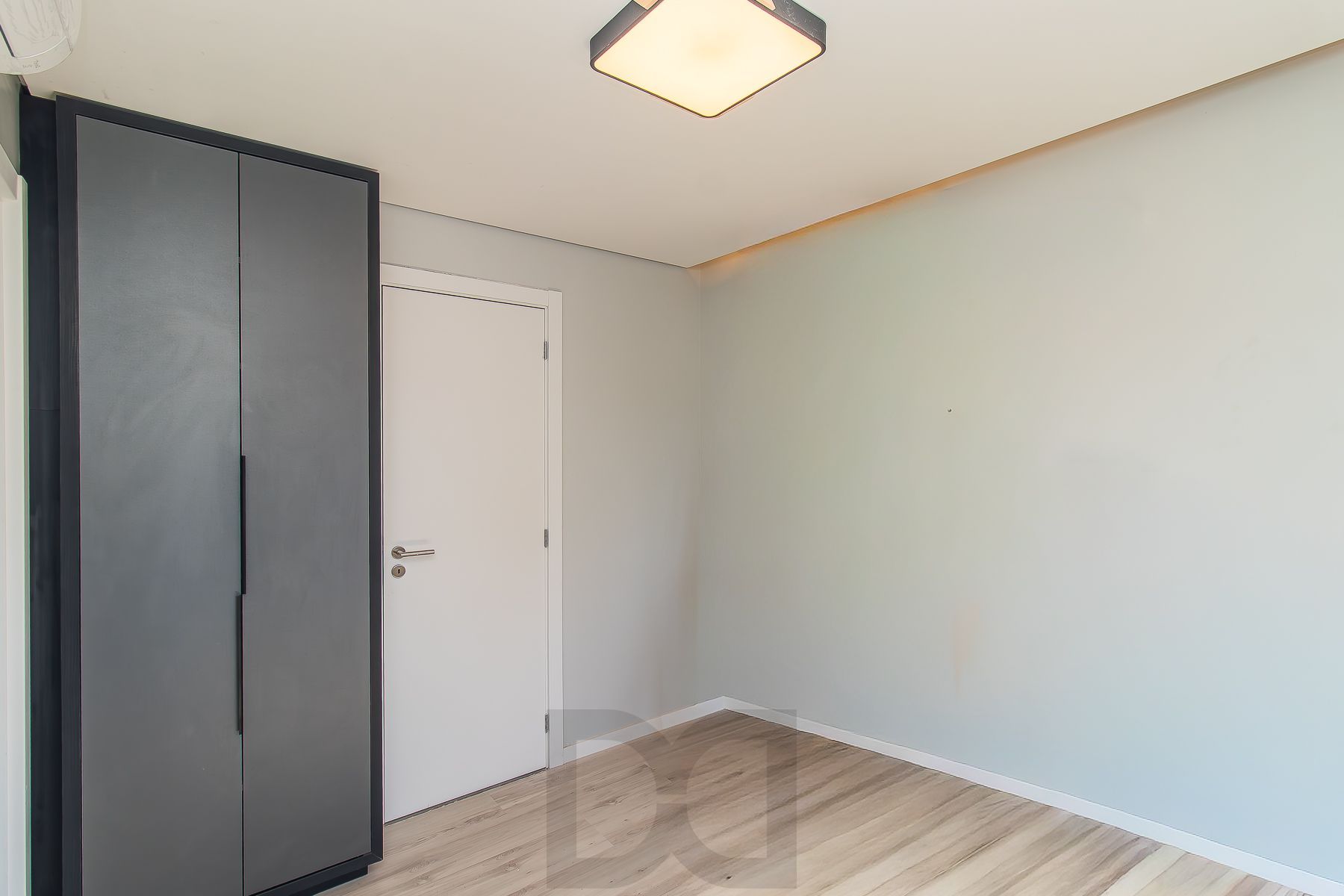 Incrível apartamento mobiliado 2 suítes novo no Menino Deus — foto 22