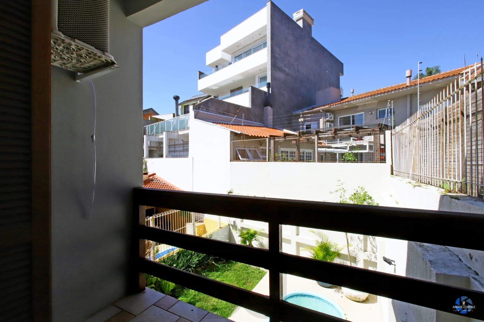 Casa de 3 dormitórios, 3 vagas e pátio com piscina bairro Chácara das Pedras. — foto 31