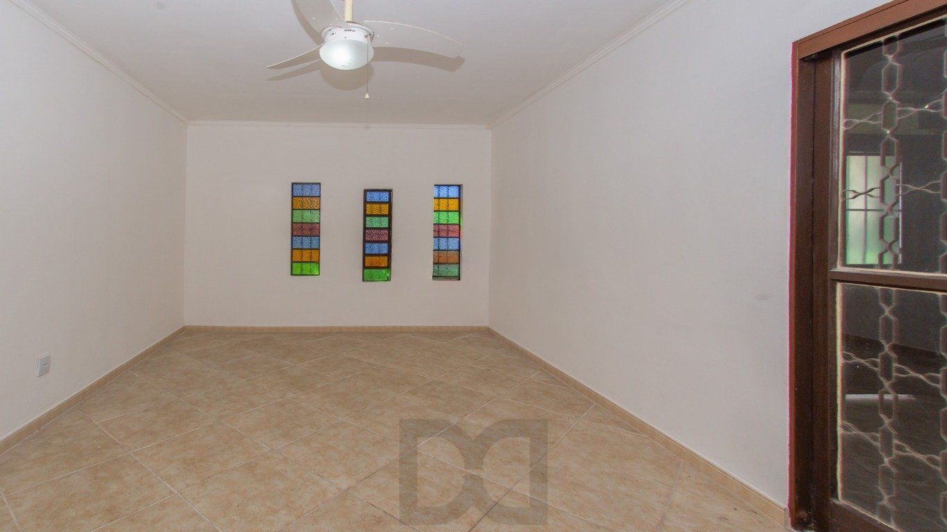 Casa 3 Dorm com Suíte e 4 Vagas no Jardim do Salso Próx PUCRS — foto 13