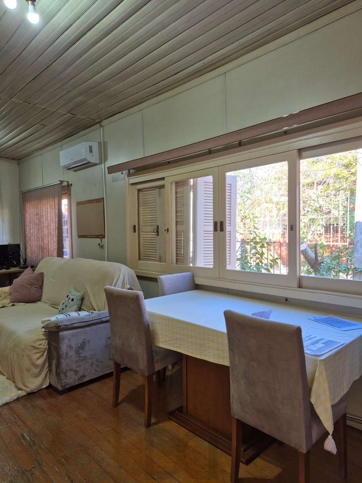 Casa mista de 3 quartos e 2 vagas no bairro Sarandi. — foto 5