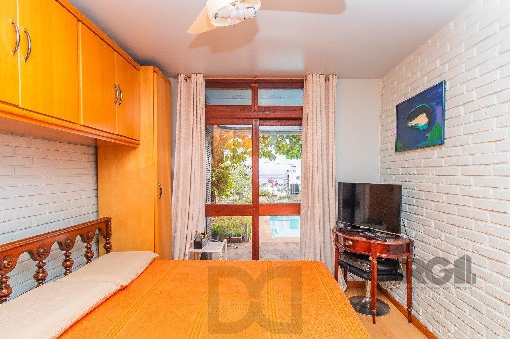 Casa para Venda - 400m², 3 dormitórios, sendo 1 suites, 4 vagas - Menino Deus — foto 26