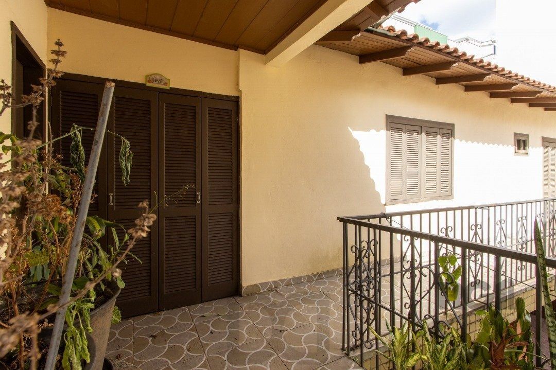 Casa com 07 dormitórios, no bairro Santana, à venda — foto 42