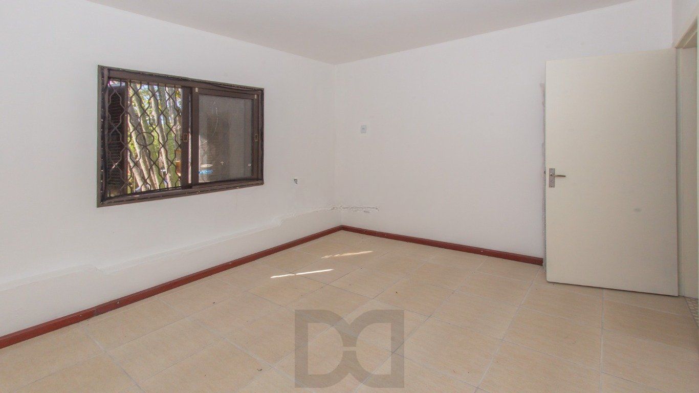 Casa 3 Dorm com Suíte e 4 Vagas no Jardim do Salso Próx PUCRS — foto 12