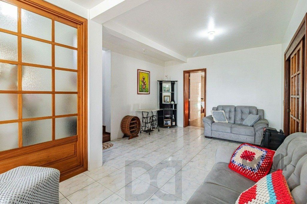 Casa com 267m², 3 dormitórios, 1 vaga no bairro Tristeza — foto 4