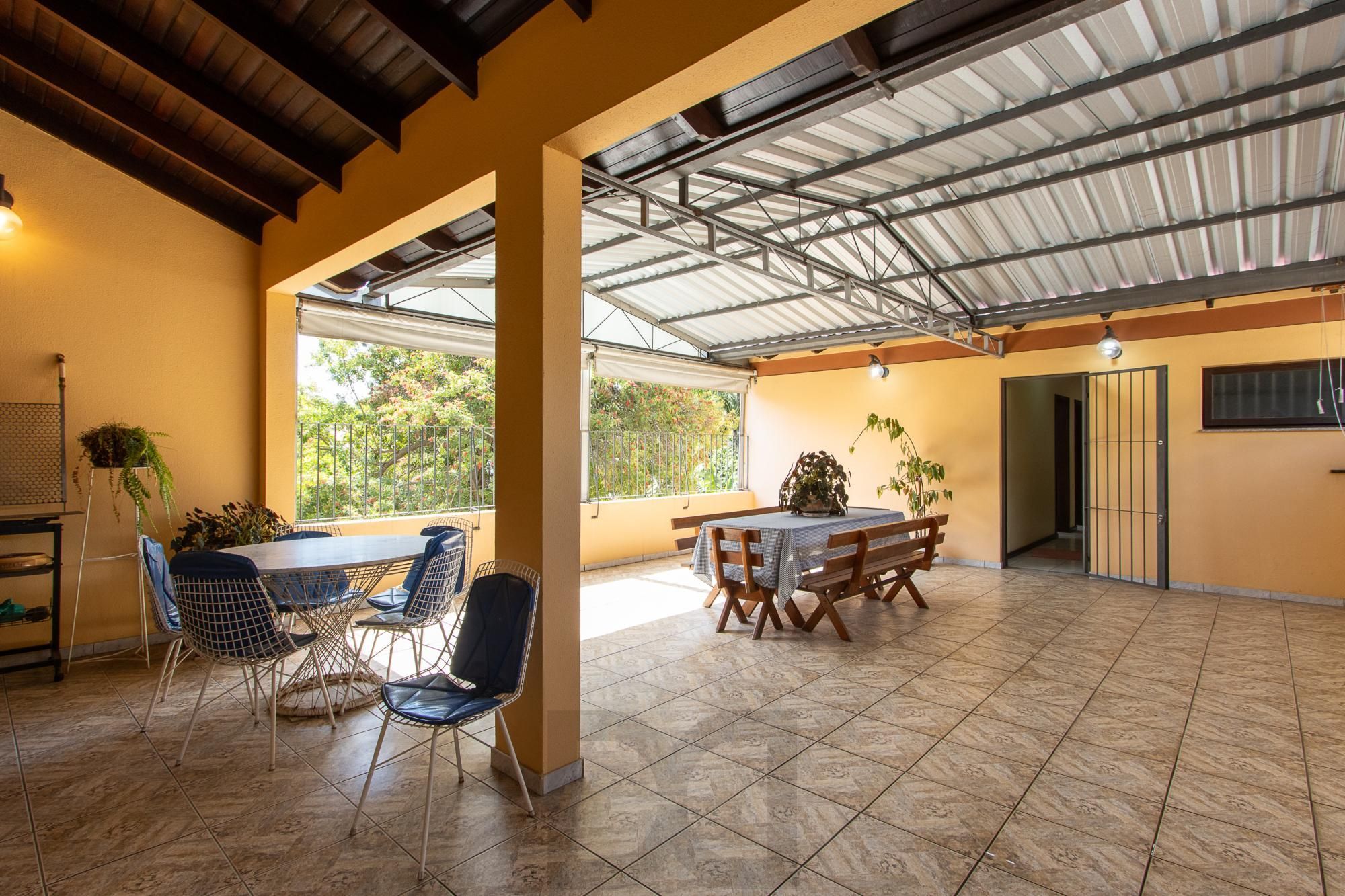 Casa Residencial ou Comercial, com 3 quartos (1 suite), 229m² privativos - Bairro Tristeza — foto 41