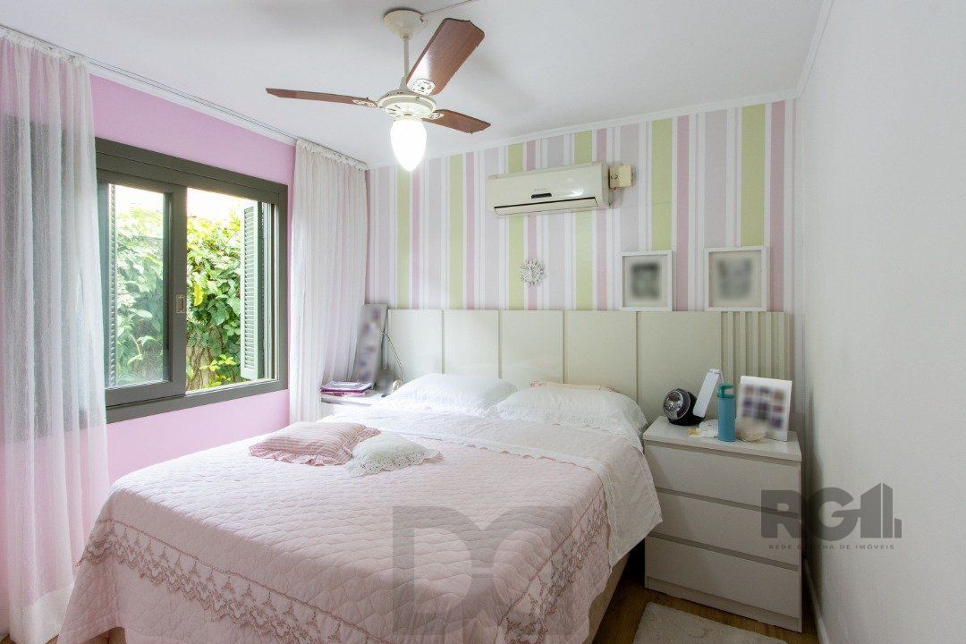 Casa térrea, 3 quartos, edícula, com 2 suites, pátio - Bairro Guarujá — foto 19