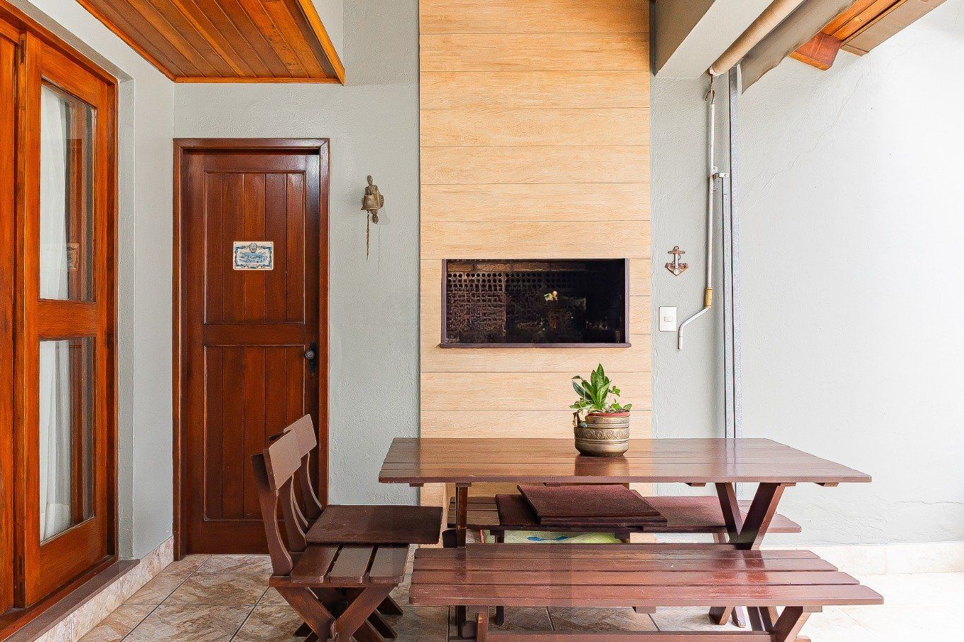Casa de 4 dormitórios e 208m² à venda no Bairro Jardim Botânico, Porto Alegre. — foto 14