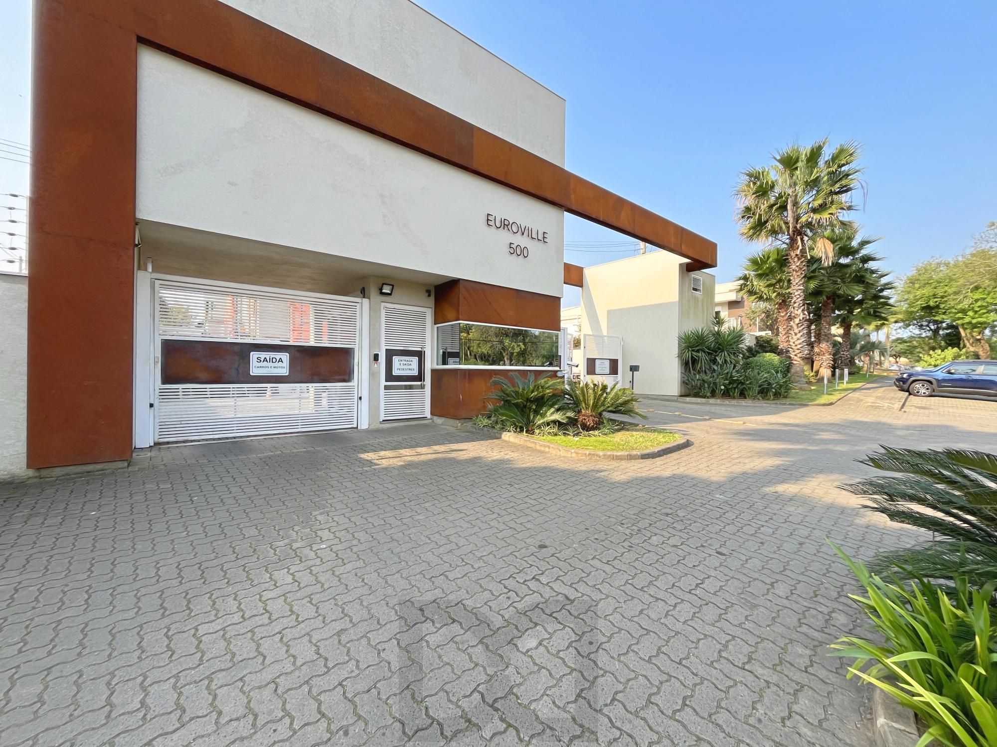 Excelente casa a venda no Condomínio Euroville com 3 dormitórios, semimobiliada por: R$1.400.000,00. — foto 12