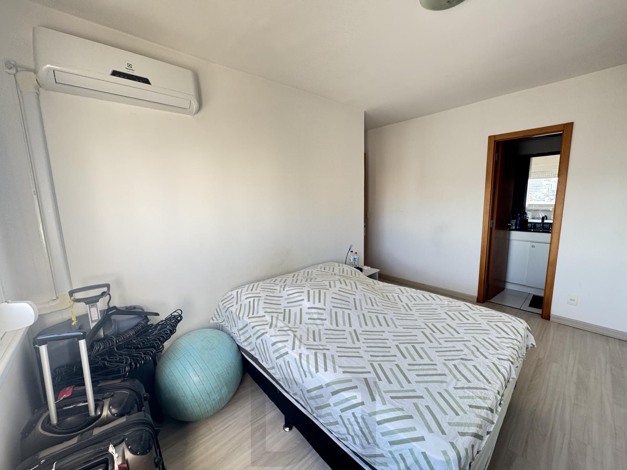 Oportunidade Imperdível! Apartamento de 2 Quartos e garagem na Cidade Baixa, Porto Alegre! — foto 19