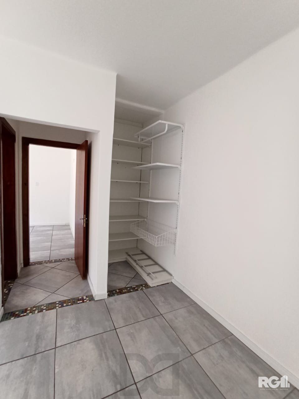 Ótimo apartamento à venda no bairro Menino Deus, em Porto Alegre. — foto 9