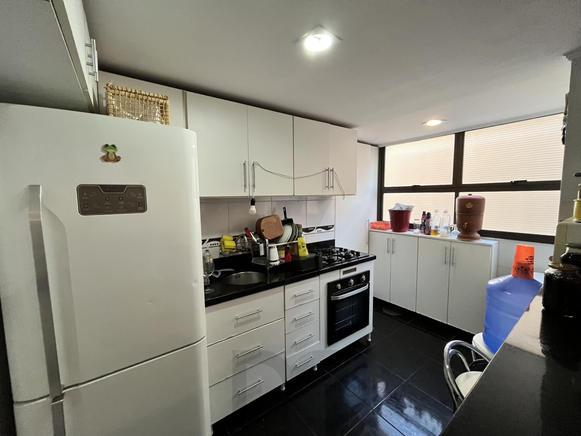 Apartamento de dois quartos e no bairro Menino Deus em POA — foto 10