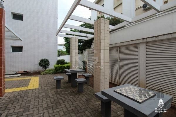 Apartamento no bairro Cristal de 2 dormitórios infra e vaga DESOCUPADO — foto 21
