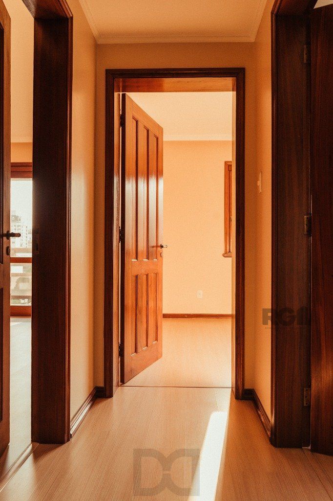 Vende-se cobertura 3 quartos com suíte e 2 vagas - 333m² - Mont Serrat — foto 23