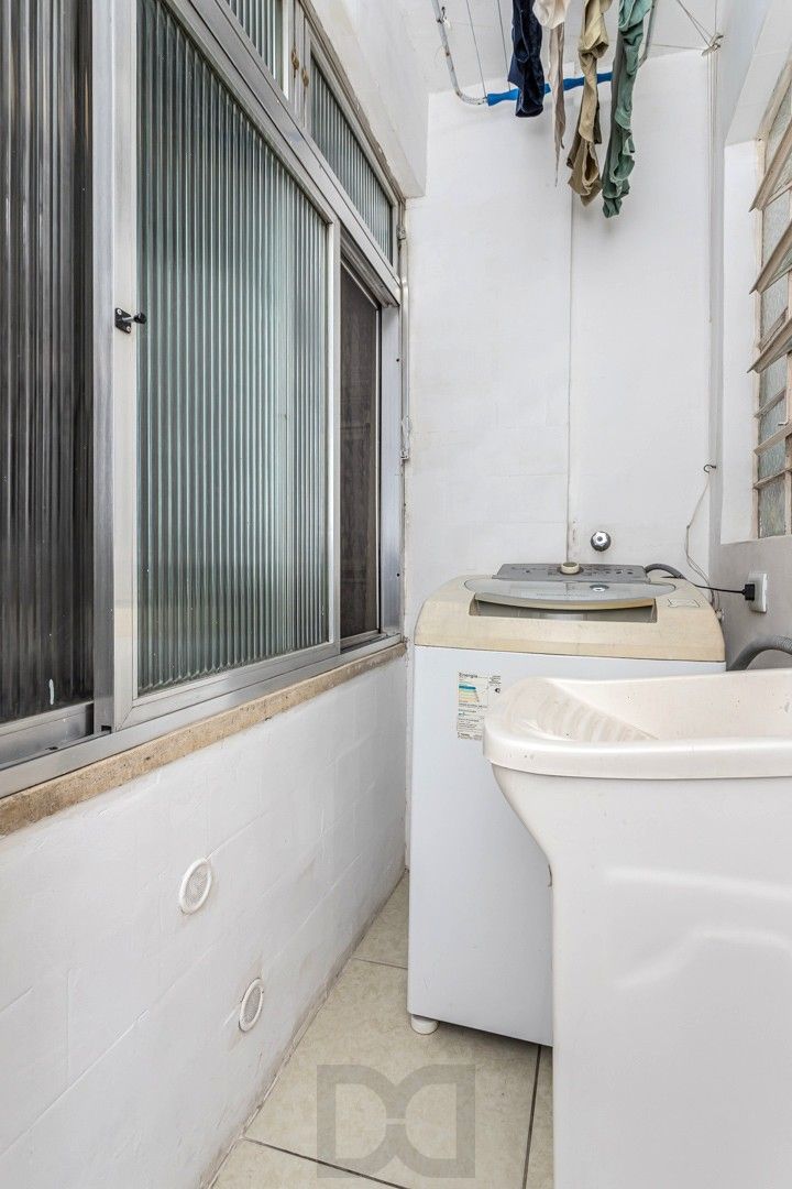 Apartamento MOBILIADO no Centro de 2 dormitórios e vaga — foto 19