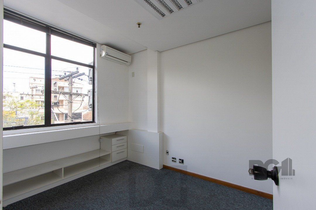 SALA COMERCIAL BAIRRO MENINO DEUS - 82m² DE ÁREA PRIVATIVA, 1 VAGA — foto 19