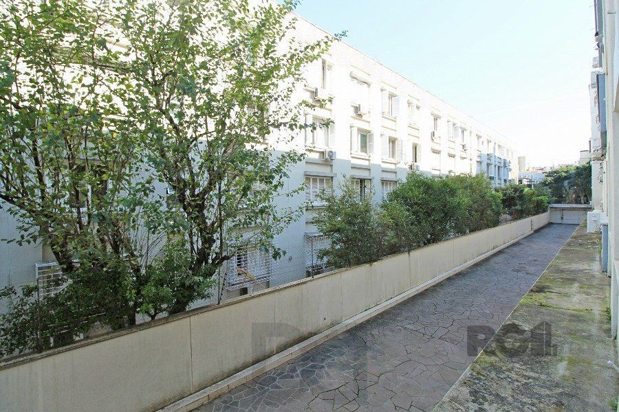 Apartamento a venda de 2 dormitórios na Rua Santa Cecilia Porto Alegre — foto 19
