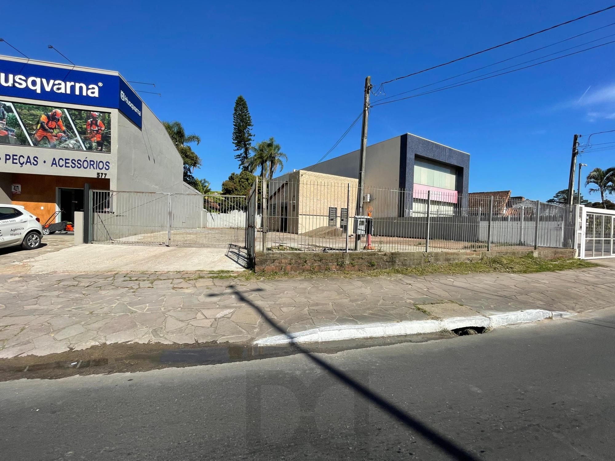 Dois terrenos lado a lado em localização estratégica de Ipanema – Porto Alegre Área total: 552 m² — foto 12