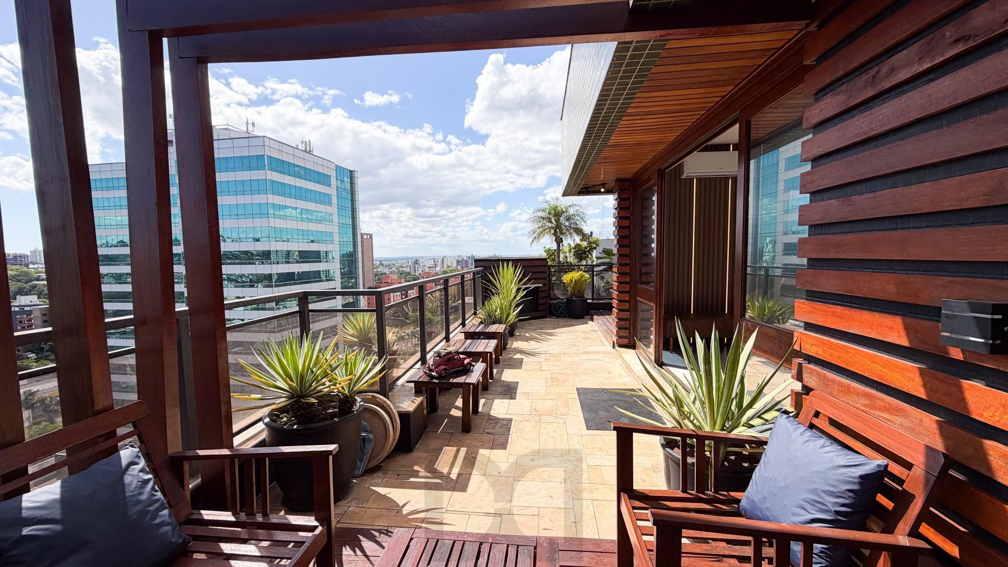 Vende-se linda cobertura com 3 quartos (1 suíte), 209m², 2 vagas e piscina – Três Figueiras — foto 31