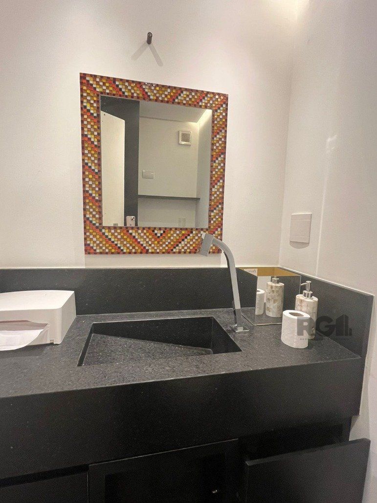 Prestígio e Conforto: Sala Comercial c/ Vaga no Moinhos de Vento — foto 11