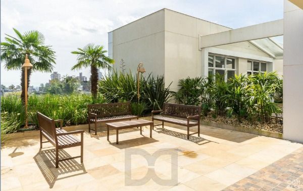 Vende-se amplo apartamento com 3 suítes, 126m² e 2 vagas - Petrópolis — foto 33