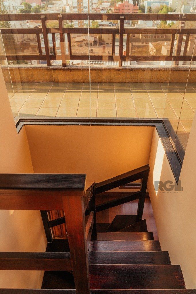 Vende-se cobertura 3 quartos com suíte e 2 vagas - 333m² - Mont Serrat — foto 12