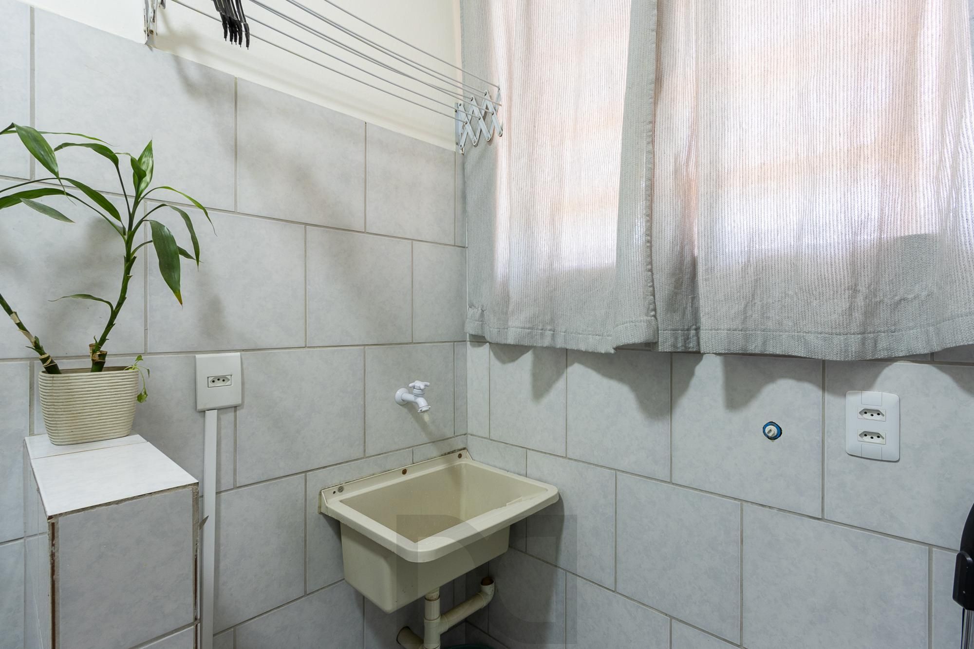 Apartamento01 quarto Bairro  Menino Deus. — foto 7