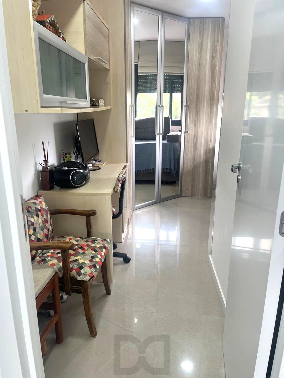Apartamento no bairro Cristal de 2 dormitórios e vaga MOBILIADO — foto 22
