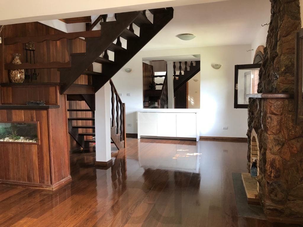 Casa para Venda - 326m², 3 dormitórios, sendo 2 suites, 4 vagas - Parque dos Maias — foto 3