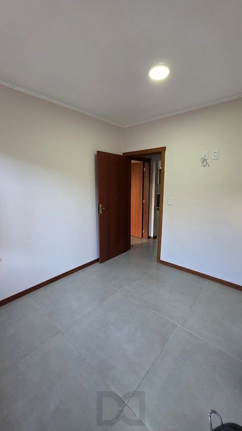 Apartartamento 2 dorm, reformado, semi mobiliado - bairro Cristal — foto 3