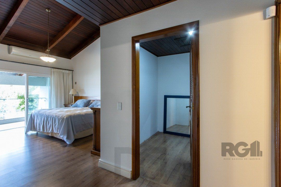 Sobrado com vista para Rio, 3 quartos, 2 suites, pátio, piscina, vaga para 4 carros - Bairro Vila Assunção — foto 55