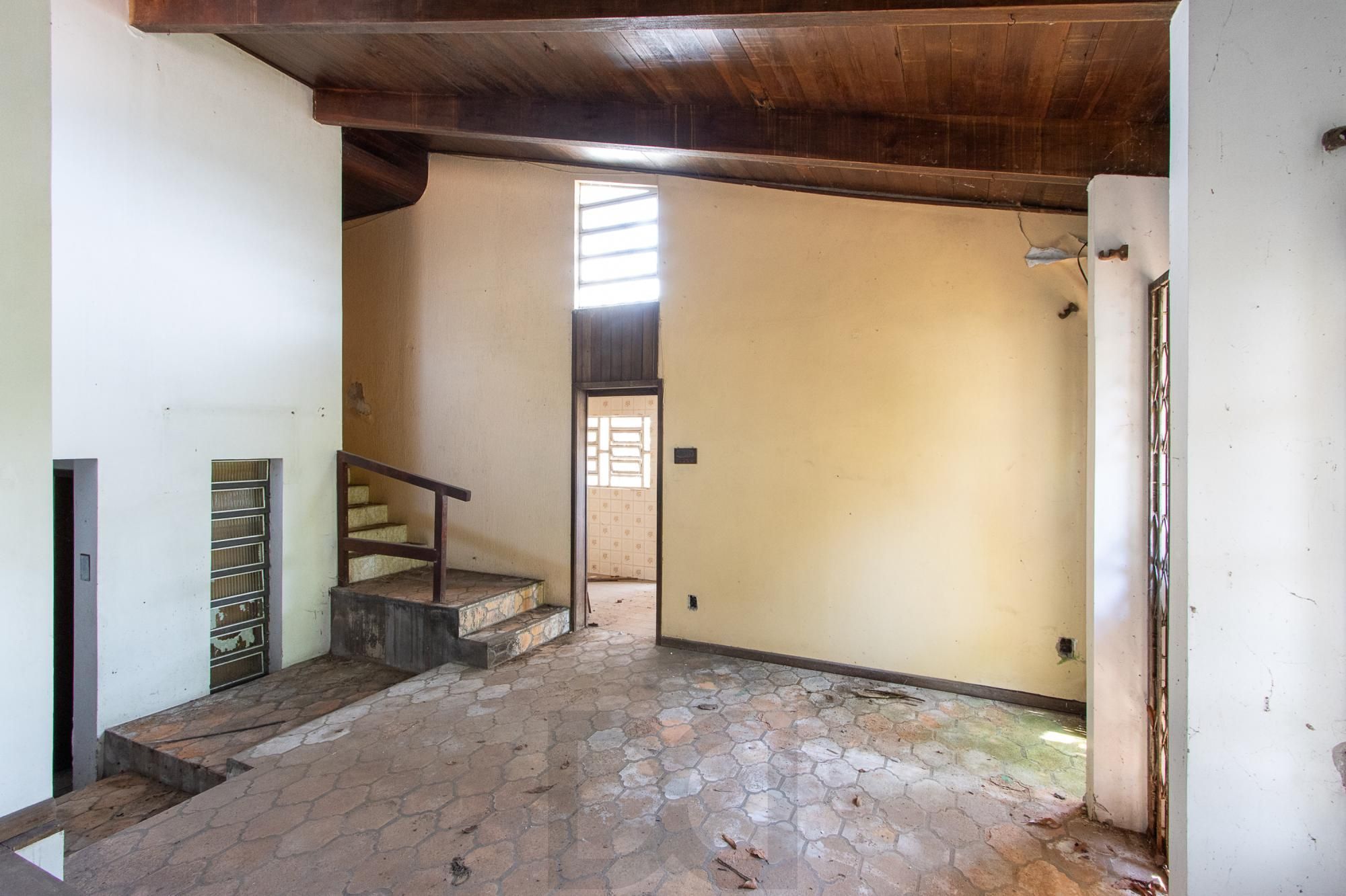 Casa para Venda - 320m², 3 dormitórios, sendo 1 suites, 4 vagas - Cristal — foto 12