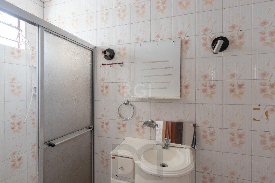 Casa para Venda - 149.99m², 6 dormitórios, sendo 2 suites, Nonoai — foto 40