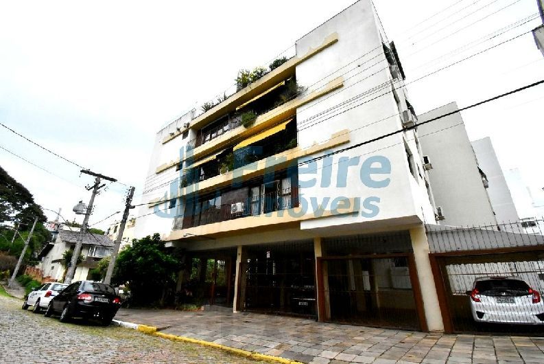 Apartamento 2 dormitórios com garagem - Menino Deus — foto 1