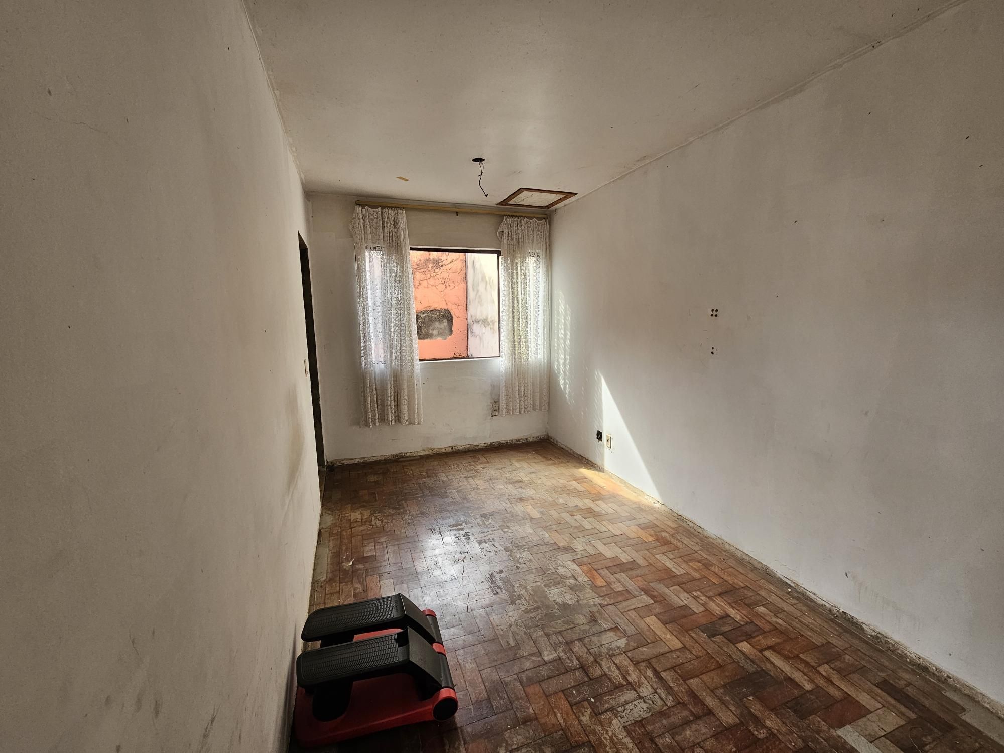 SOBRADO COM MUITO ESPAÇO NO BAIRRO RIO BRANCO! — foto 12