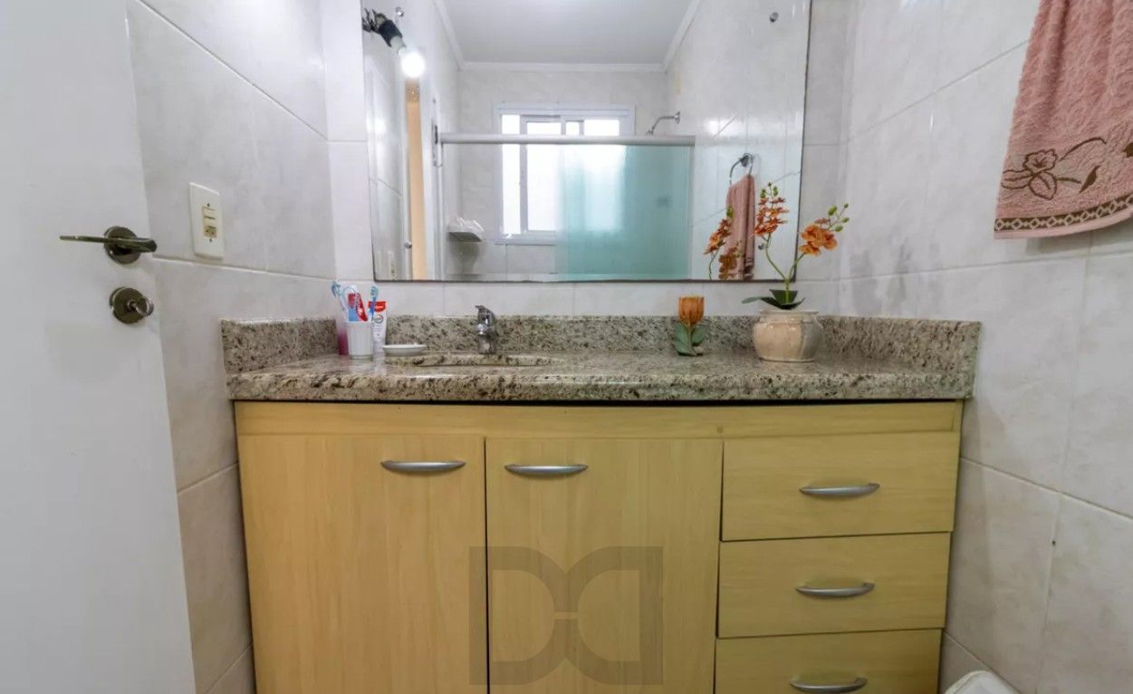 Casa 3 dormitórios Bairro Nonoai Porto Alegre — foto 42