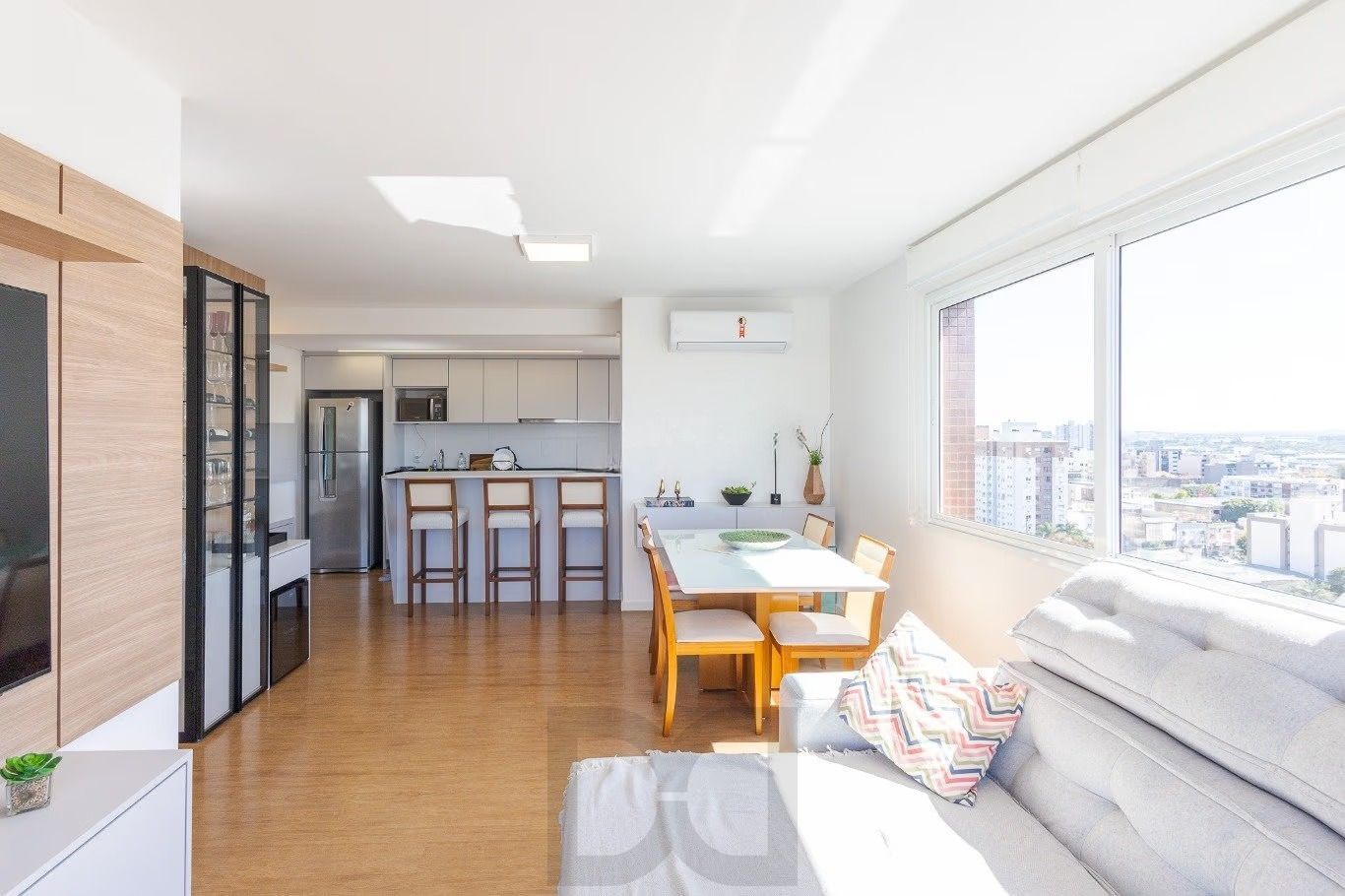 Apartamento novo semimobiliado 3 dorm, 2 suítes, andar alto, no Passo D'areia. — foto 4