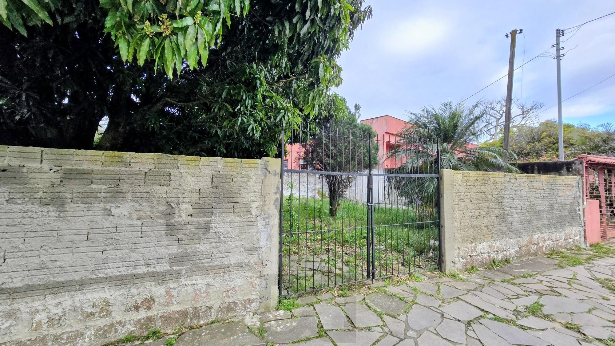 Terreno junto ao Clube do Professor Gaúcho. — foto 4