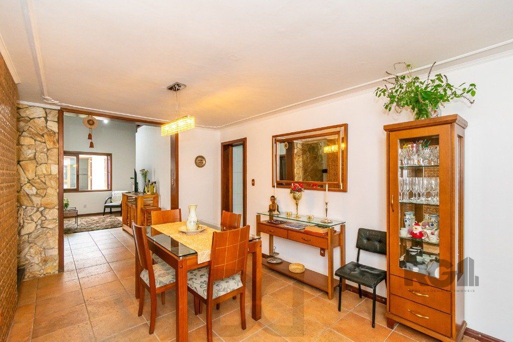 Casa no Jardim Itu com 6 dormitórios e 2 vagas e piscina — foto 11