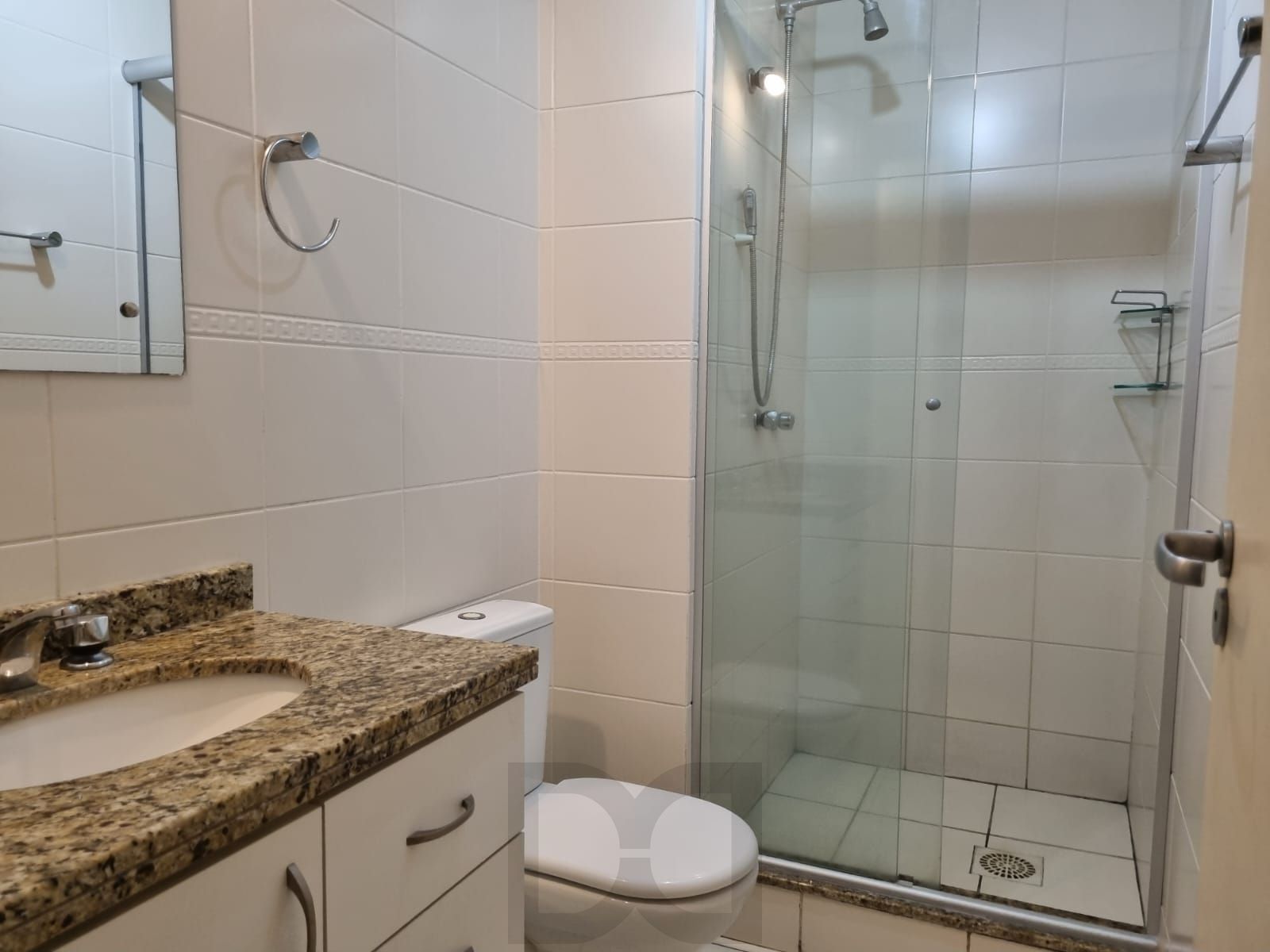 Apartamento de 3 dormitórios, sendo 1 suíte, no bairro Santo Antonio. — foto 19