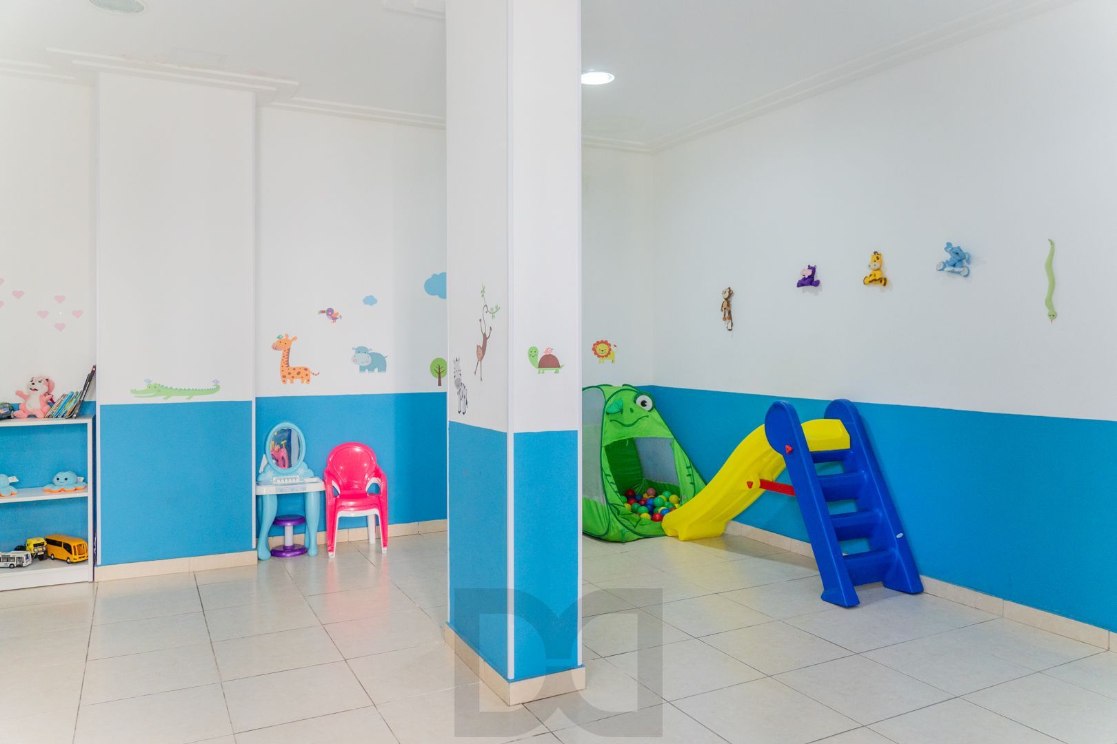 Apartamento para Venda - 93.43m², 3 dormitórios, sendo 1 suites, 2 vagas - Teresópolis — foto 33