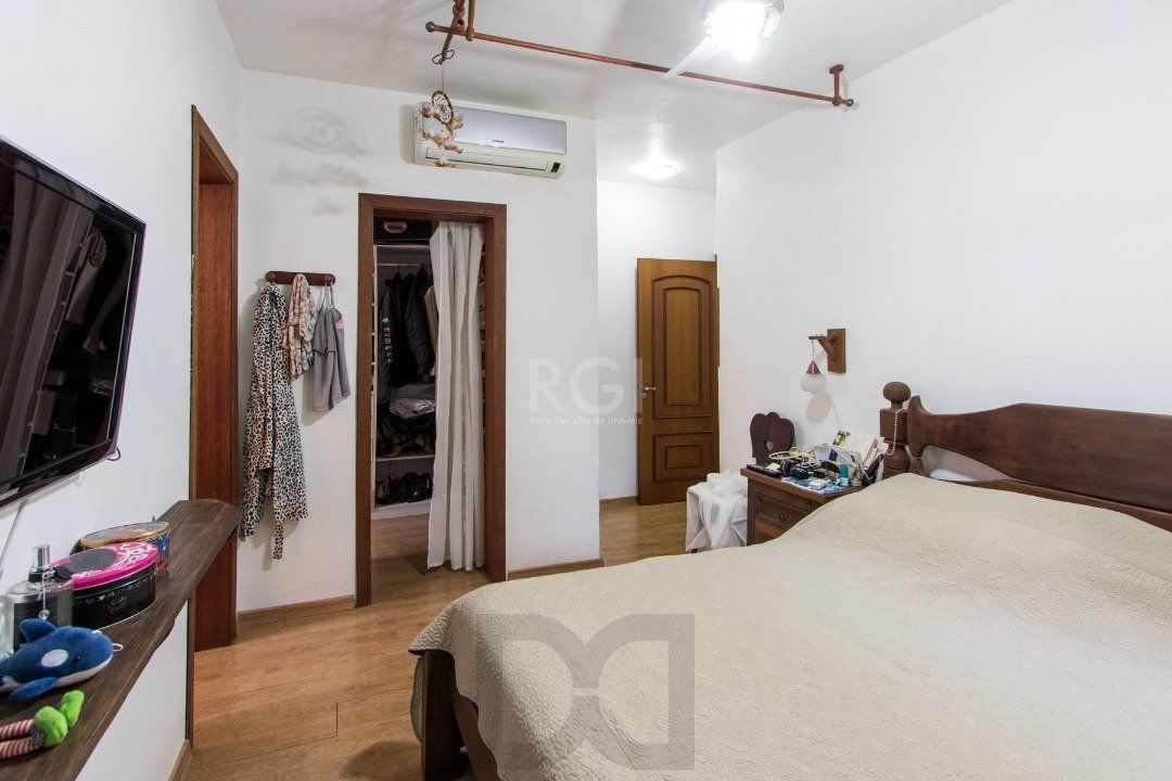 Casa para Venda - 250m², 3 dormitórios, sendo 2 suites, 3 vagas - Ponta Grossa — foto 22