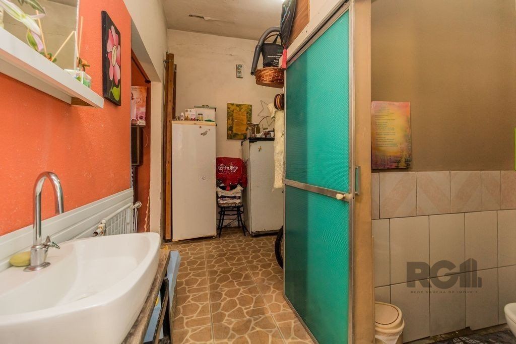 Sobrado de 215m² - 4 dormitórios, 5 vagas no bairro Passo das Pedras — foto 28